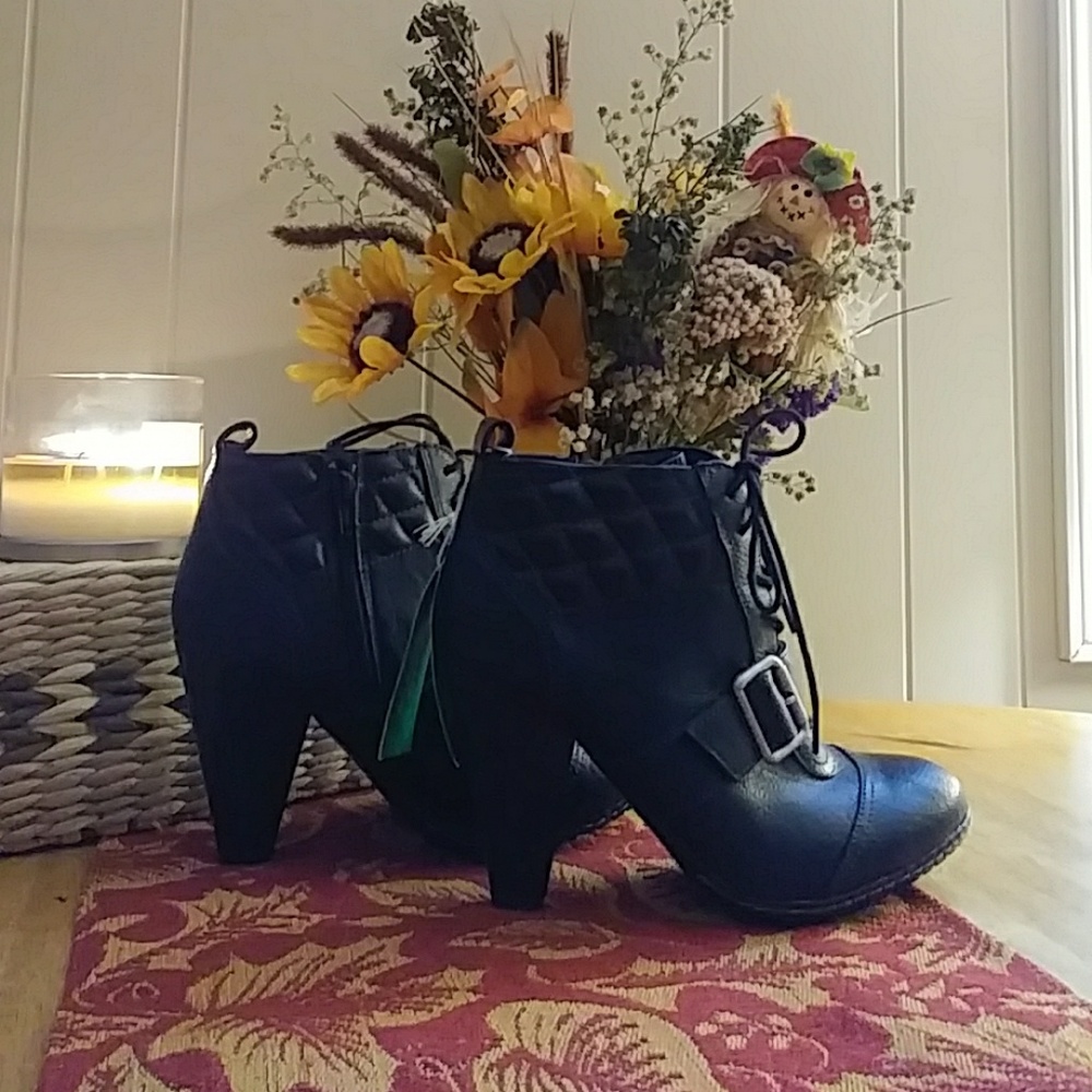 NEW Lace Up Quilted Buckle Detail Booties